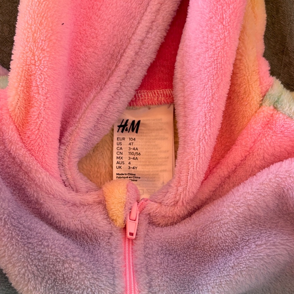 H&M Rainbow Unicorn jumpsuit - Picture 2 of 5